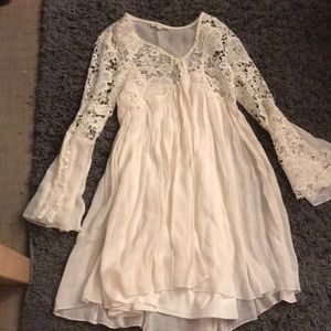White lace dress